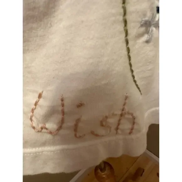 Johnny Was Averi Relaxed Tee Embroidered Red Floral Bee Sz Small - Picture 4 of 8